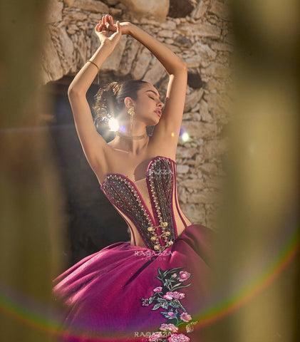 Geblümtes Charro-Quinceanera-Kleid von Ragazza MV56-156