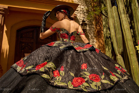 Vestido floral Charro Quinceanera da Ragazza MV57-157