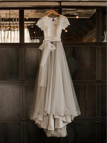 NumberSea Kurzärmliges Brautkleid im Landhausstil mit Spitze und Tüll in Silber mit Schärpe, MW308