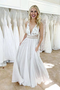 Abito da sposa elegante in tulle con scollo a V profondo incrociato e cintura, MW355
