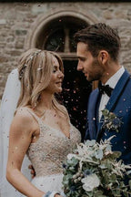 Robe de mariée NumberSea à bretelles spaghetti et bustier entièrement perlé avec jupe en tulle à paillettes, modèle MW358
