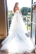 Robe de mariée princesse en tulle modeste bretelles tombantes avec applications de dentelle, MW363