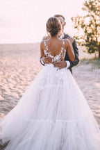 Mehrlagiges Tüll-Hochzeitsballkleid mit ungefütterter Spitze und tiefem V-Ausschnitt, Brautkleider, MW371