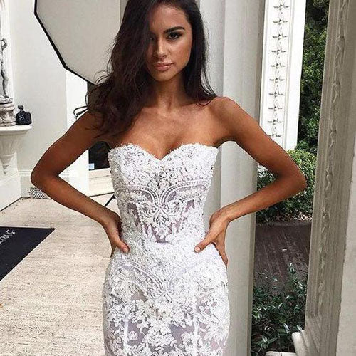 Elegante Spitze Meerjungfrau Open Back Perlen Lange Brautkleider mit Applikationen, MW403