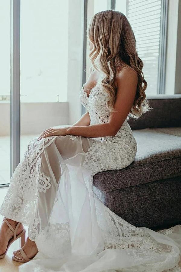 Vestido de novia para la playa con cola de corte, aplicaciones de encaje y funda de corazón de NumberSea, MW438