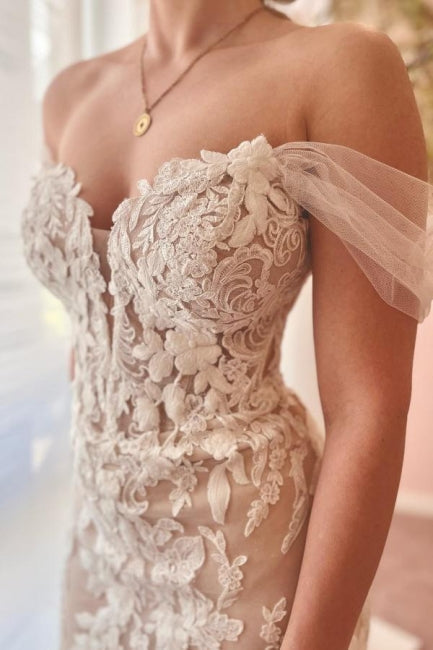 Nixen-Fantastisches Tüll-Süßherz-Trägerloses Bodenlanges Brautkleid mit Applikationen