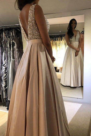 Schlichtes, ärmelloses, bodenlanges, blaues Ballkleid mit V-Ausschnitt und Perlenbesatz PSK081