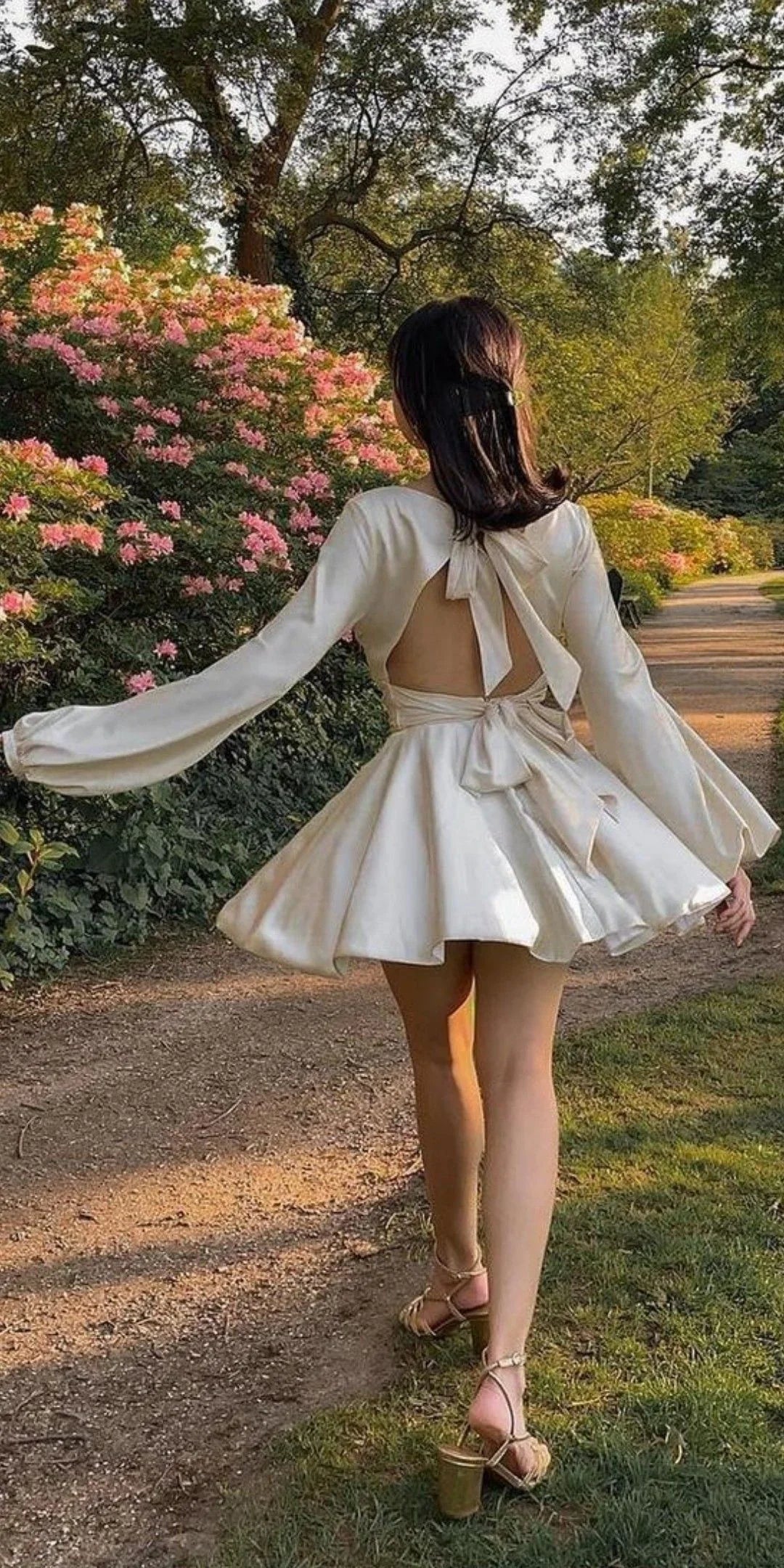Vestido Blanco de Línea A para el Baile de Bienvenida con Mangas Largas Vestido Blanco para Fiesta de Cumpleaños Y2516