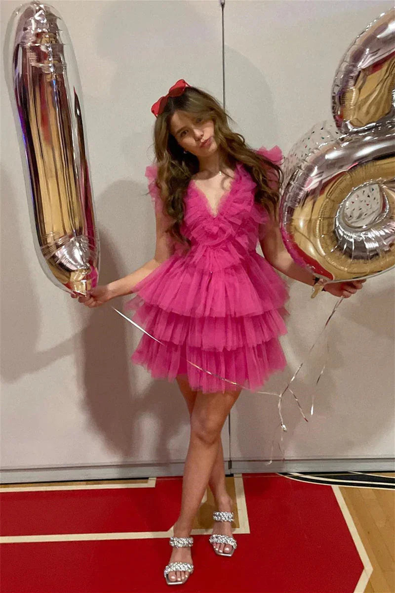Vestido Corto de Tul con Volantes y Capas en Rosa Lindo para el Baile de Bienvenida Y1995