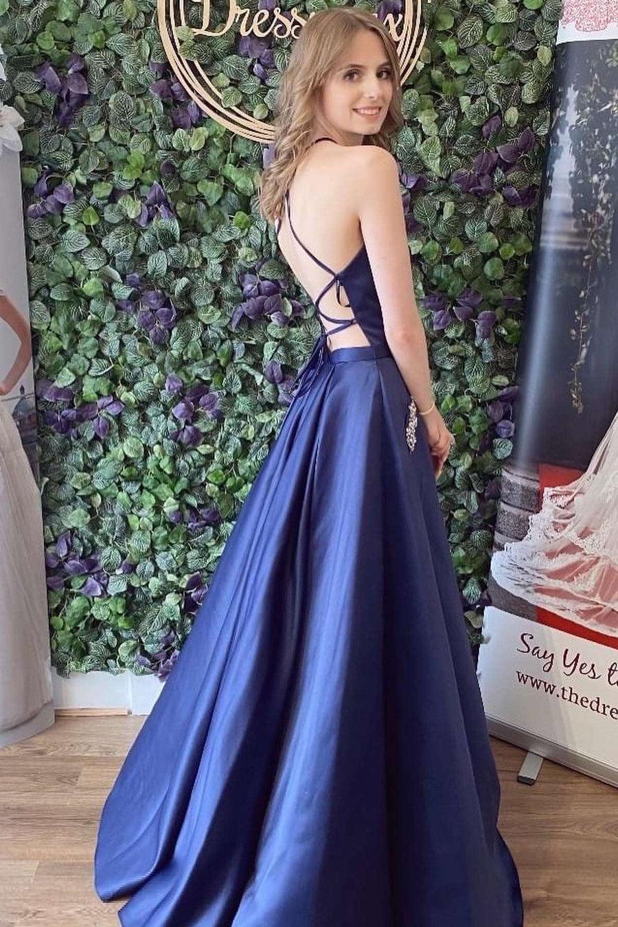Vestido de festa azul marinho em cetim com atilhos nas costas e corte em A e bolsos PSK377