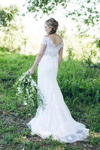 Vestito da sposa NumberSea bianco con spalle scoperte, schiena aperta, gonna a tromba, lacci e applicazioni, MW198