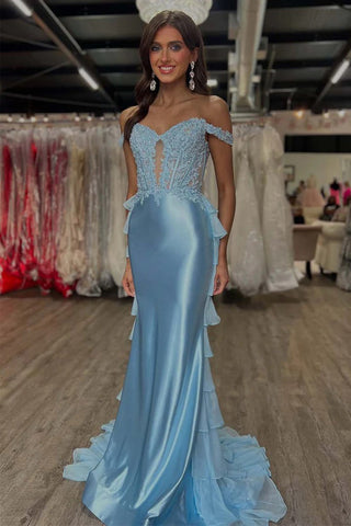 Schulterfreies Korsett-Ballkleid in Hellblau mit Applikationen PSK690