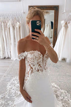 Off the Shoulder Mermaid Bridal Gown with Scalloped Lace Train Wedding Dress