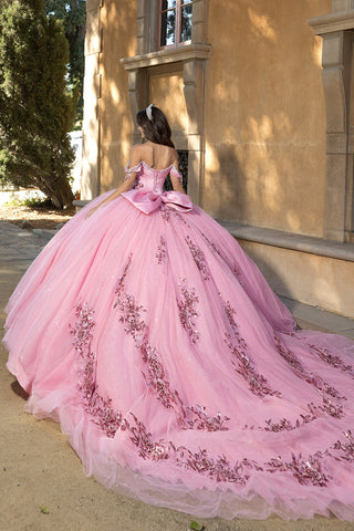 Schulterfreies Ballkleid mit Schleife von Petite Adele PQ1072