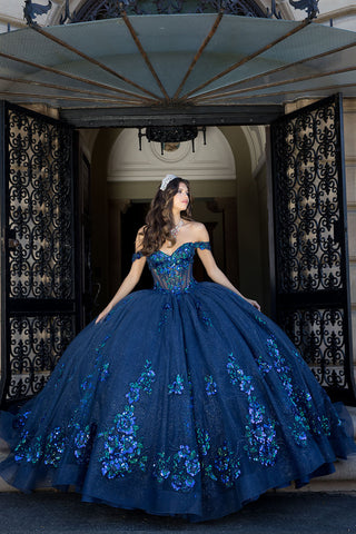 Schulterfreies Ballkleid mit Blumenmuster von Petite Adele PQ1073