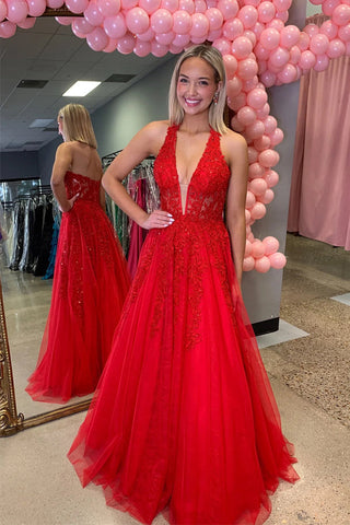 Vestido de festa comprido vermelho com decote em V profundo e aplicações de renda e missangas PSK707