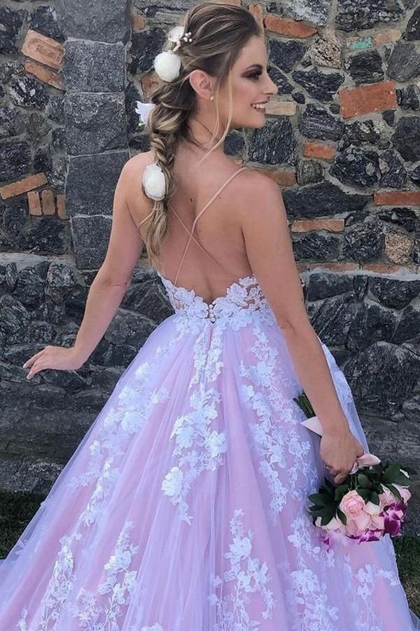 Vestido de festa princesa com corte A e alças finas, cor lavanda, com aplicações PSK246