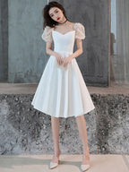 Robe de bal courte en satin blanc Robe de bal blanc pour le retour au lycée Y2423