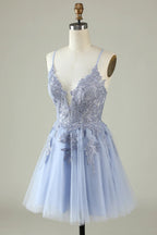 Robe courte pour bal de fin d'études violet clair à bretelles spaghetti ligne A avec applications Y2671