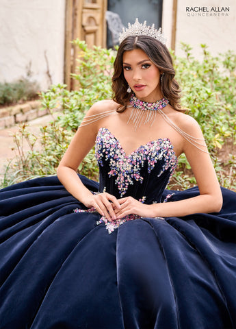 Trägerloses Quinceanera-Kleid aus Samt von Rachel Allan RQ2198