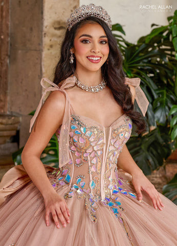 Ärmelloses Quinceanera-Kleid mit Schleife von Rachel Allan RQ2203
