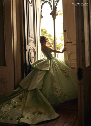 Schulterfreies Quinceanera-Kleid von Rachel Allan RQ2210