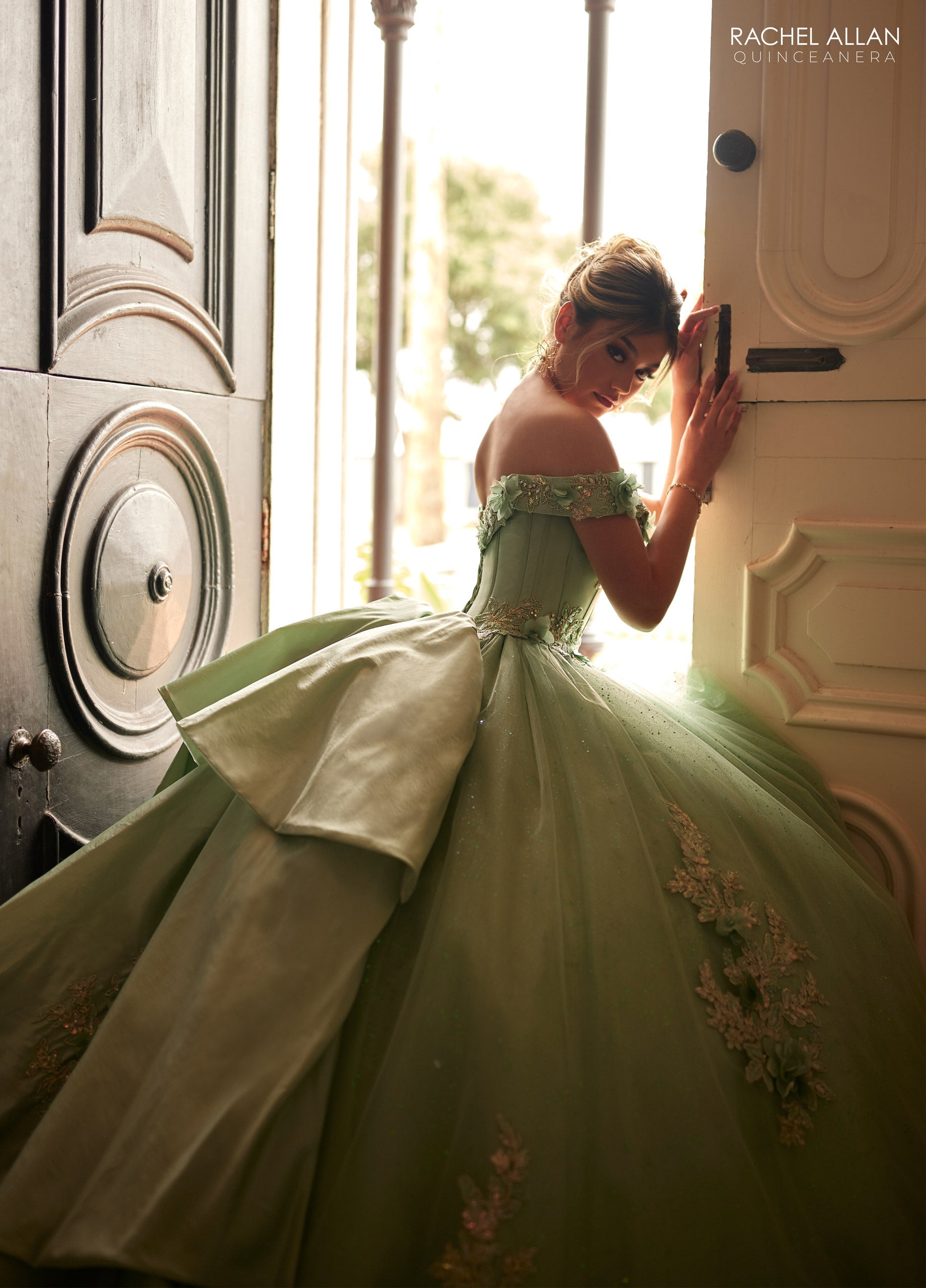 Vestido de quinceanera ombro a ombro, de Rachel Allan RQ2210