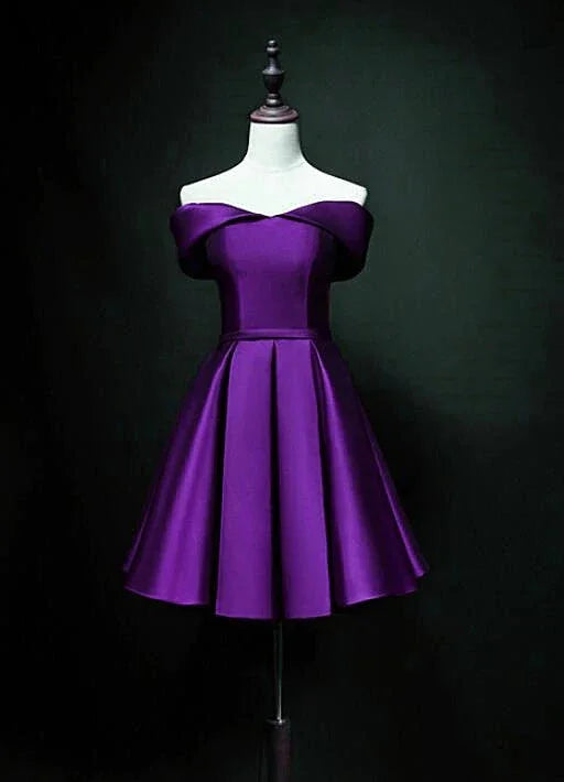 Vestidos de Fiesta para el Baile de Regreso a Casa con Hombros Descubiertos en Satén Corazón Dulce Morado Y855