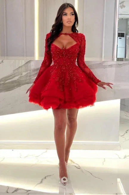 Rotes Mini-A-Linien-Kleid mit langen Ärmeln, Rüschen und Applikationen für den Abschlussball