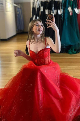 Vestido de festa vermelho brilhante com racha e missangas, corte A, alças PSK503