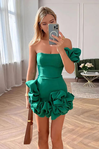Kurzes Partykleid aus Satin mit Rüschen und einer Schulter, Heimkehrkleid PD550