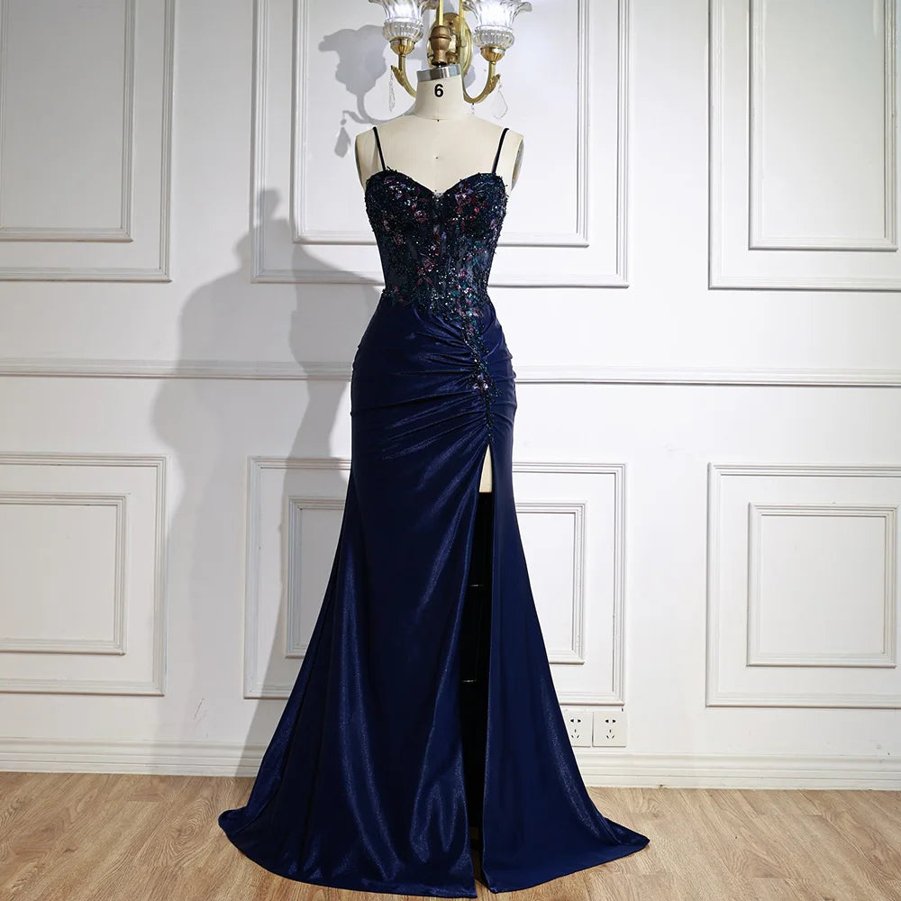 Vestido de Baile Clássico em Cetim Azul-Marinho com Rendas, Miçangas e Fenda LA73003