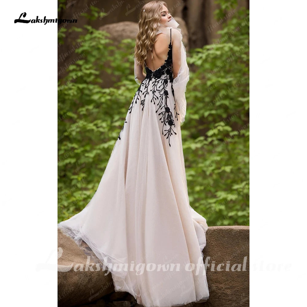 Lakshmigown Lace Black and Ivory Wedding Dress Country Beach Straps V-Neck Open Back Appliques Bridal Gown Customized