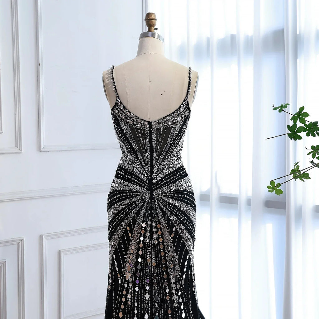 Abito da Sera Sirena Lusso Color Carne con Corsetto Ricamato a Perline LA72803A
