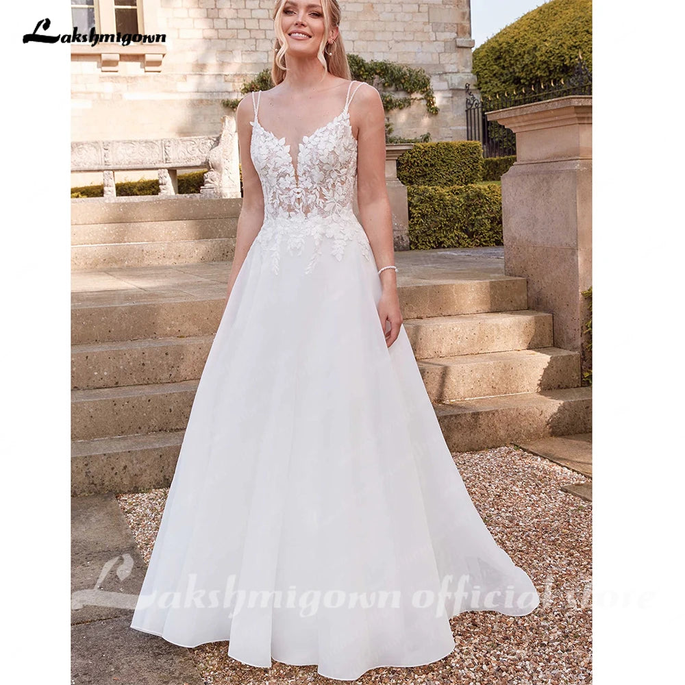 Lakshmigown Vintage Wedding Dresses for Bride Spathetti Straps V-neck Illusion Lace Appliques Robe De Mariee Customized