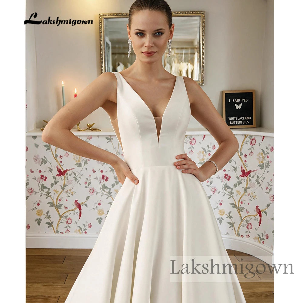 Lakshmigown Minimalist Satin Wedding Dresses 2027 A Line Sleeveless Court Train Bridal Gown Vestidos Customized