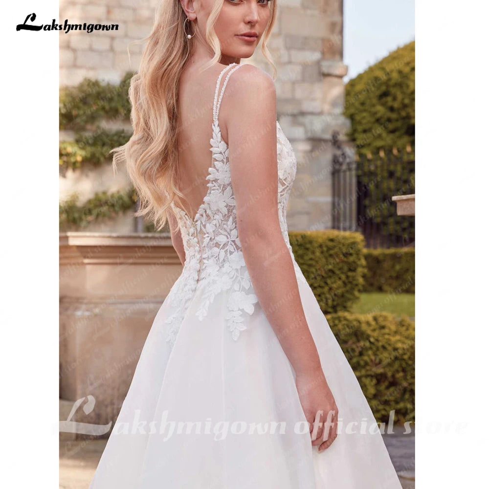Lakshmigown Vintage Wedding Dresses for Bride Spathetti Straps V-neck Illusion Lace Appliques Robe De Mariee Customized
