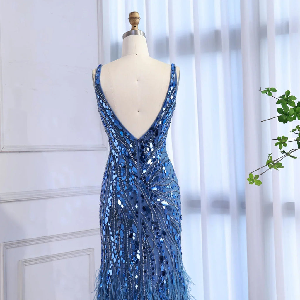 Luxuriöses blaues Perlenbesetztes Federbesetztes Meerjungfrauen-Abendkleid LA73369