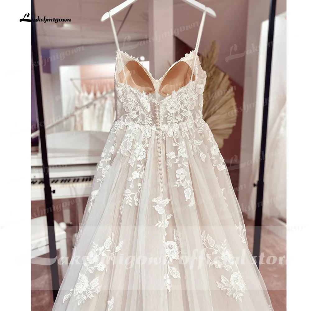 Lakshmigown Vintage Champagne Tulle Wedding Dress Customized A-Line Lace Appliques V Neck Backless Bridal Gown Abito Da Sposa
