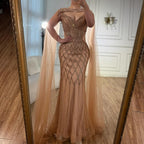 Abito da sera sirena con perline e mantella color nude lussuoso LA72814