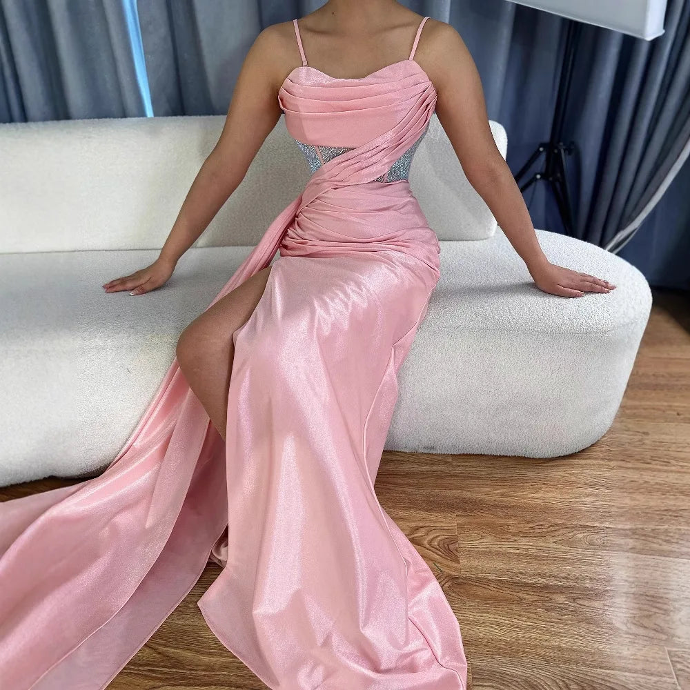 Vestido de Baile Elegante com Brilhos Cor-de-Rosa e Fenda LA72997