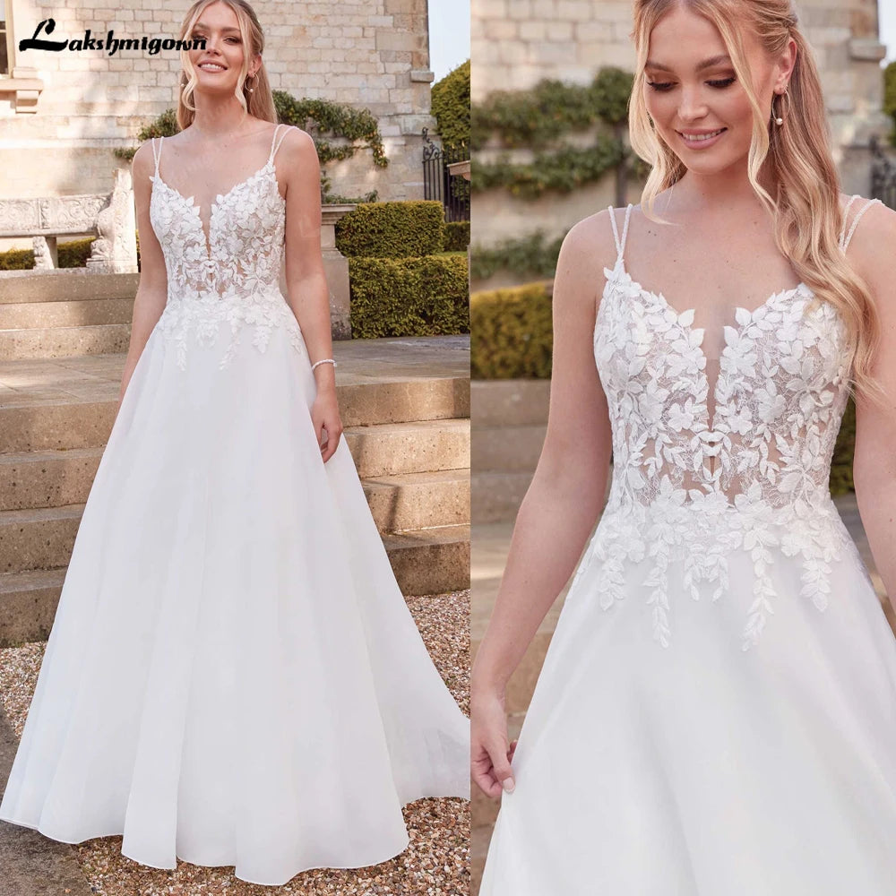 Lakshmigown Vintage Wedding Dresses for Bride Spathetti Straps V-neck Illusion Lace Appliques Robe De Mariee Customized