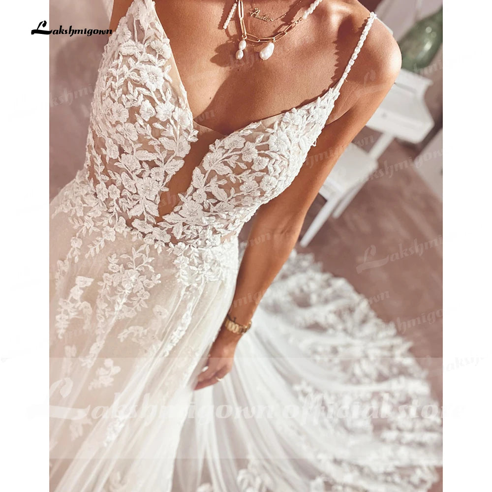 Lakshmigown Lace Wedding Dresses V Neck Appliqued Bridal Gowns Vestido de novia Court Train Boho Wedding Gowns Customized