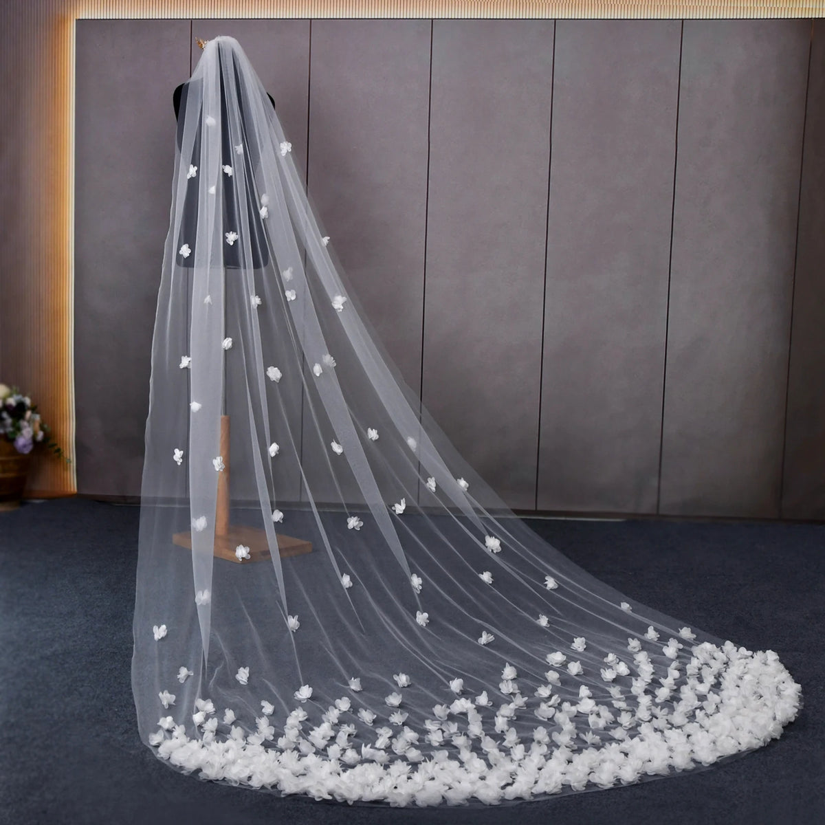 3D Tulle Flower Cathedral Bridal Veil Train Soft Tulle Wedding Veil with Comb White Ivory for Wedding Ceremony Photography G93