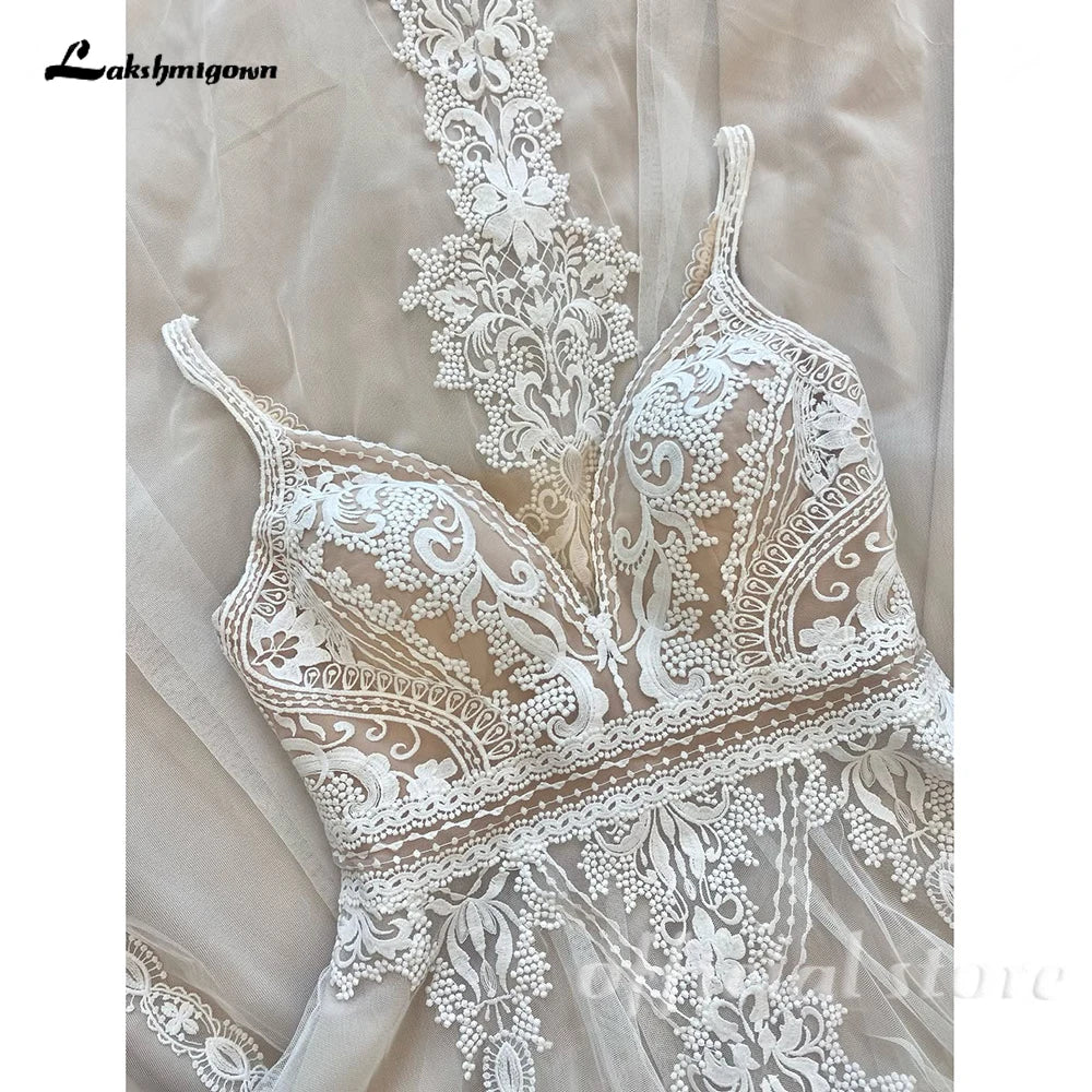 Lakshmigown Lace Boho Wedding Dress Sexy Beach V Neck Open Back Chic Appliques Spaghetti Straps Bridal Gowns Customized