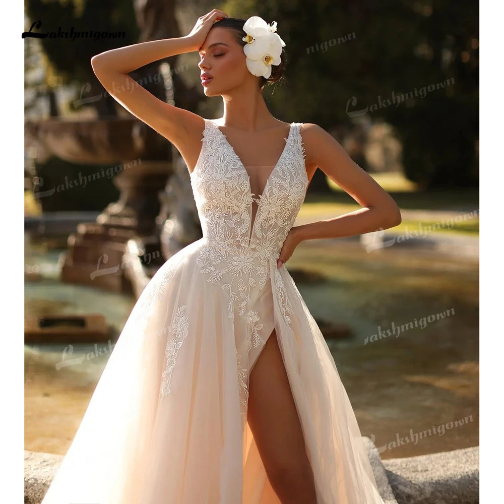 Romantic Deep V Neck Wedding Dress Backless High Slit Floral Lace Tulle Bridal Gown Sweep Train Wedding Gowns Customized