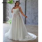Lakshmigown Strapless Plus Size Wedding Dresses Flowers Lace Appliques Pleat Zipper Wedding Gown for Women Side Slit Customized