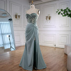 Vestido de Baile Clássico em Cetim Verde Claro com Rendas e Fenda LA73032A