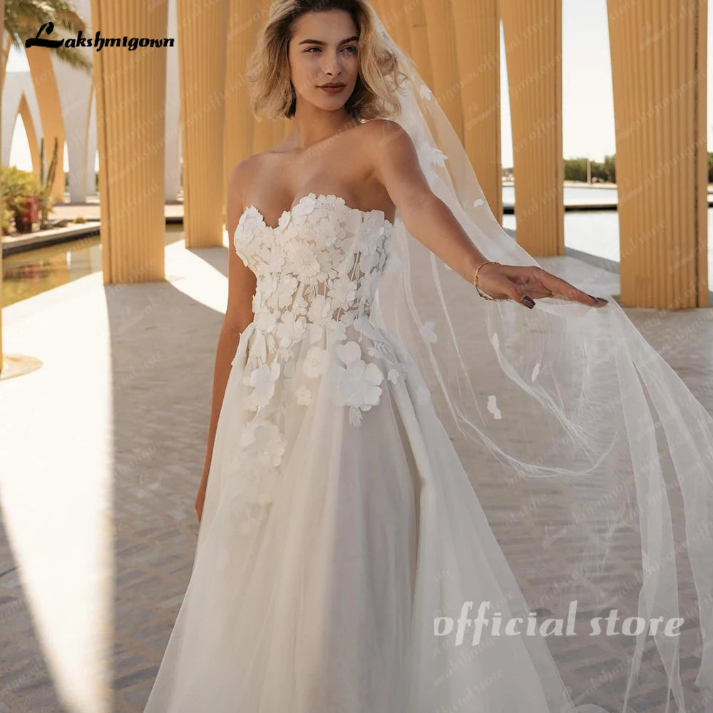 Lakshmigown Modest Sweetheart Wedding Dress with Slit 2026 New 3D Lace Appliques Tiered Wedding Gowns Vestido Customized