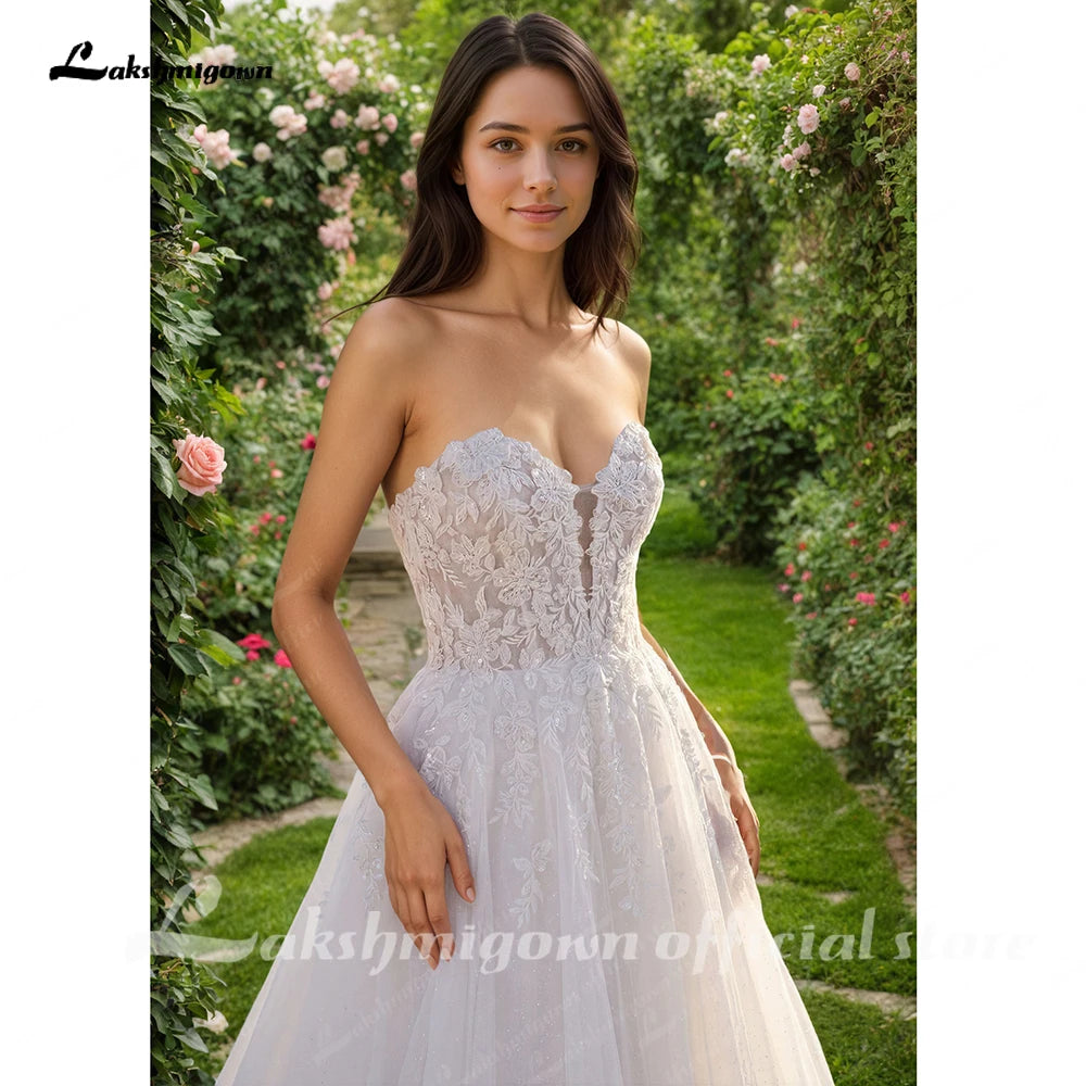 Lakshmigown Strapless Sweetheart Corset Wedding Dress Lace Appliques A Line Bridal Gown Customized Boho Wedding Gown